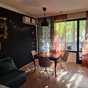  Apartamento Homey Art Next To Drujba Metro Stations And Bul.tsarigradsko Shose
